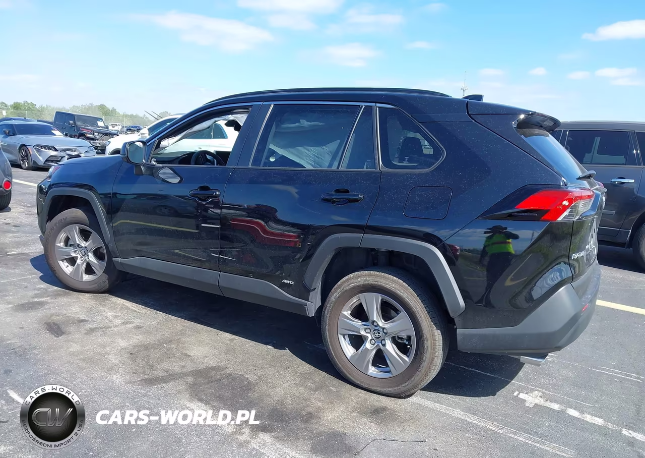 2025 Toyota Rav4 Hybrid Le VIN:JTMLWRFV1SD348579 - 3