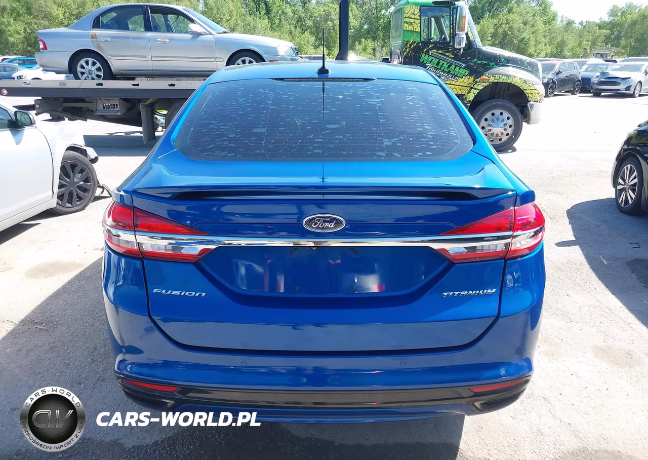 2018 Ford Fusion Titanium VIN:3FA6P0D97JR154873 - 17