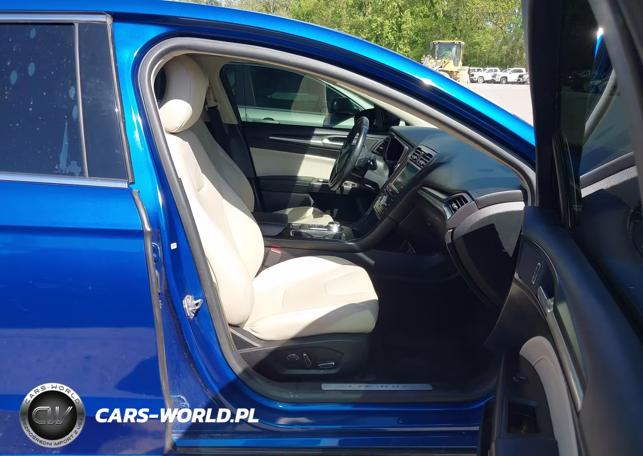 2018 Ford Fusion Titanium VIN:3FA6P0D97JR154873 - 5