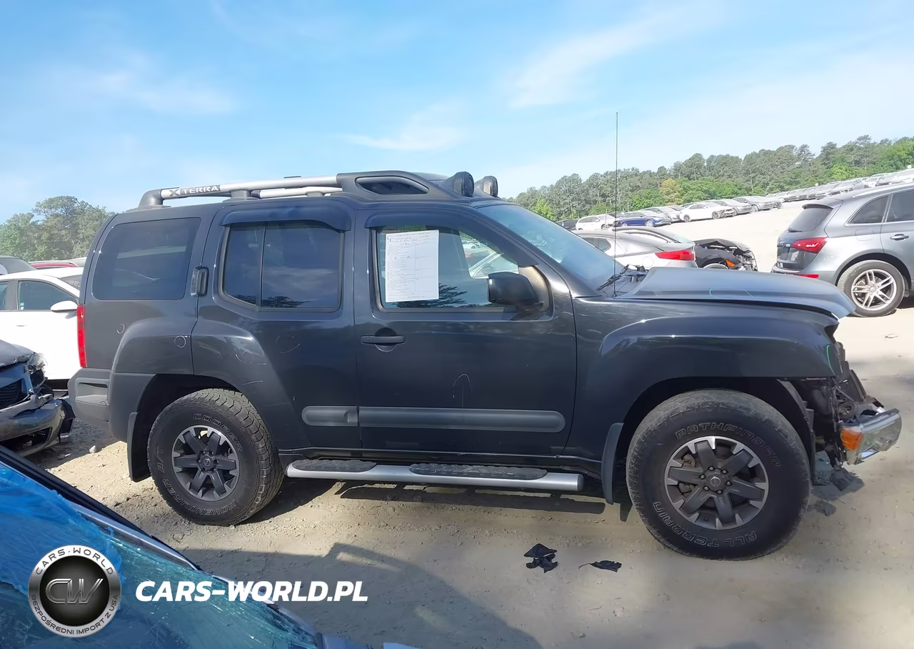 2015 Nissan Xterra Pro-4X VIN:5N1AN0NW6FN660439 - 13