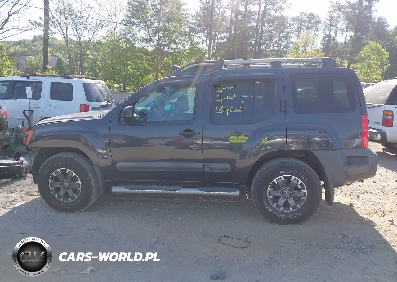 2015 Nissan Xterra Pro-4X VIN:5N1AN0NW6FN660439 - 14