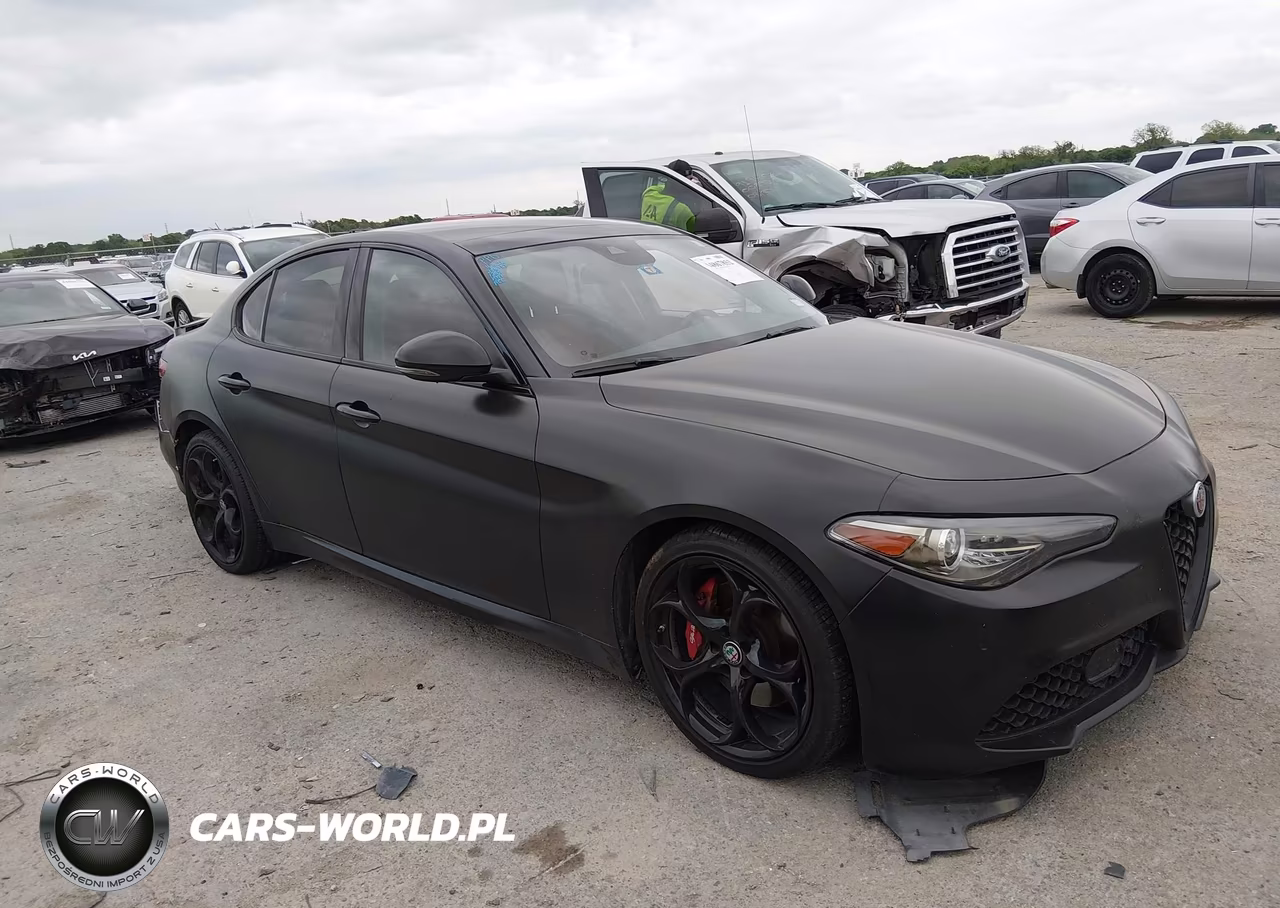 2018 Alfa Romeo Giulia Ti Sport Rwd