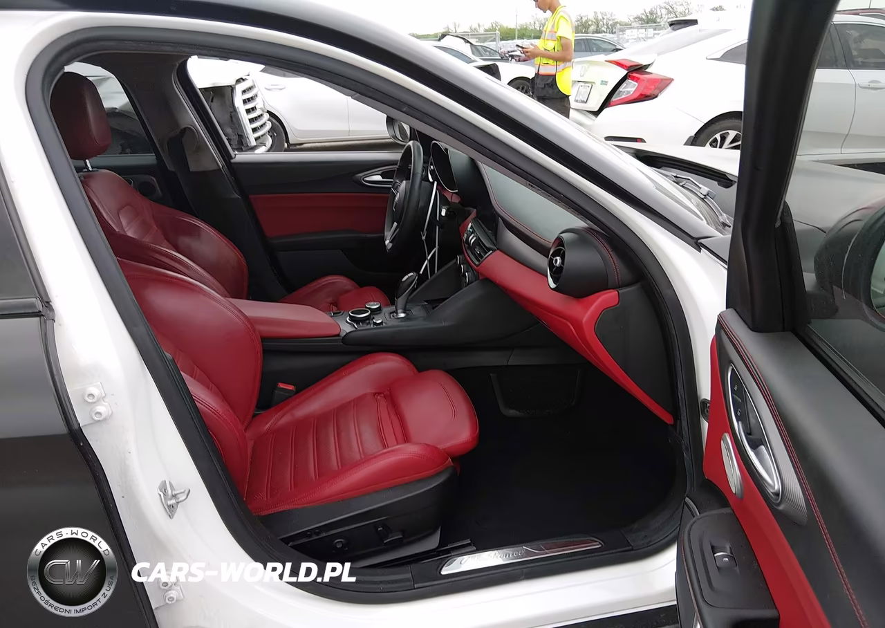 2018 Alfa Romeo Giulia Ti Sport Rwd VIN:ZARFAECN9J7594727 - 5