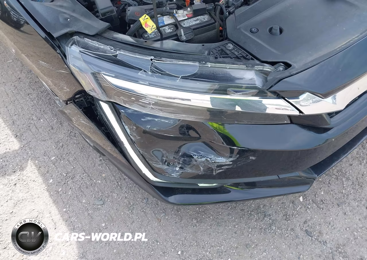 2021 Honda Clarity Plug-In Hybrid VIN:JHMZC5F11MC001687 - 6
