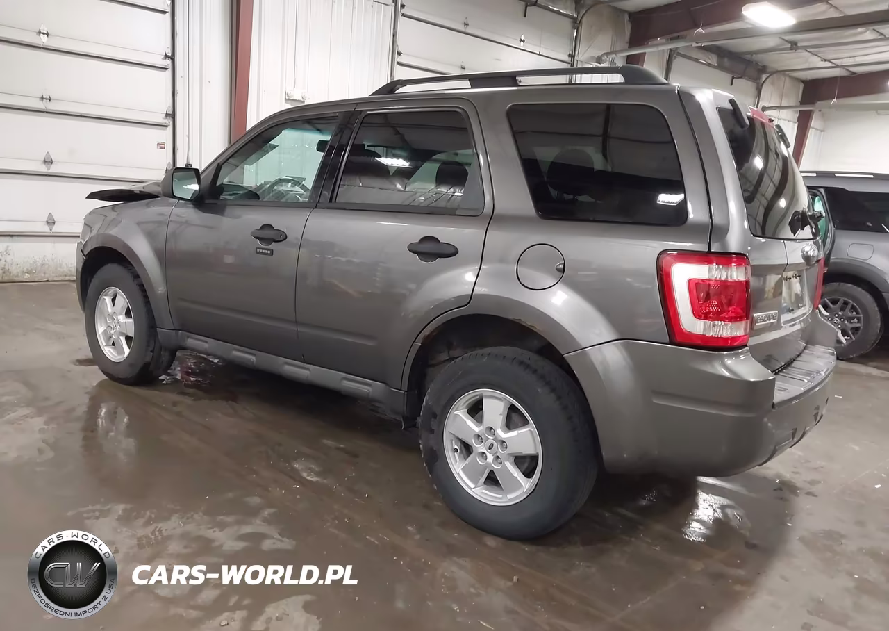 2009 Ford Escape Xlt VIN:1FMCU037X9KA58446 - 3