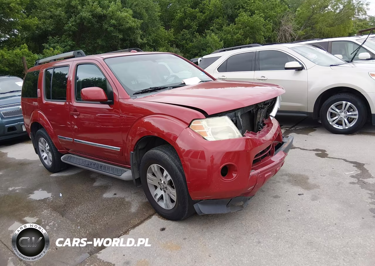 2011 Nissan Pathfinder Silver