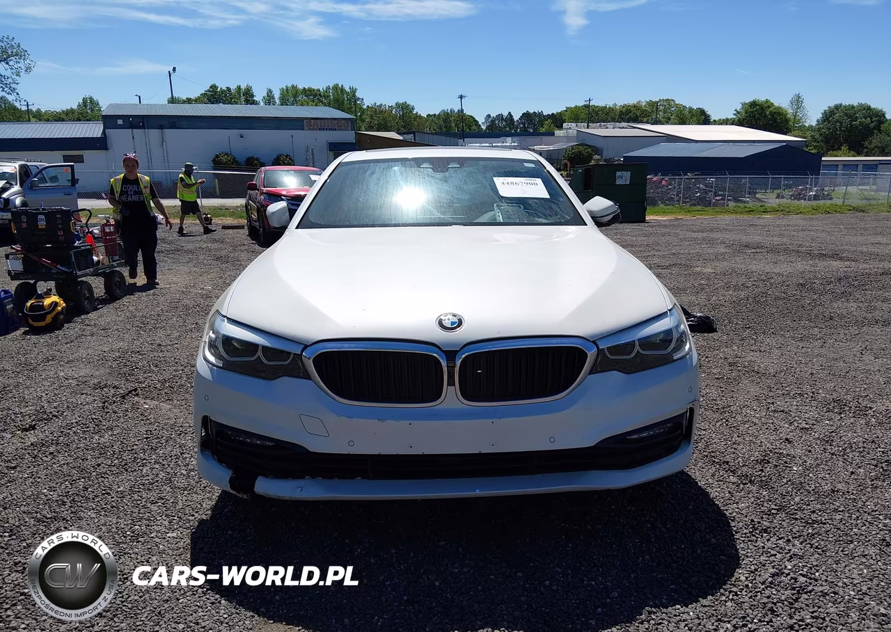 2018 BMW 530I xDrive VIN:WBAJA7C54JWC75726 - 12