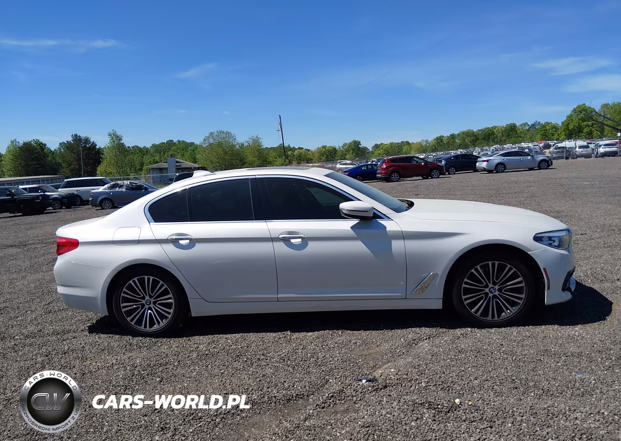 2018 BMW 530I xDrive VIN:WBAJA7C54JWC75726 - 13