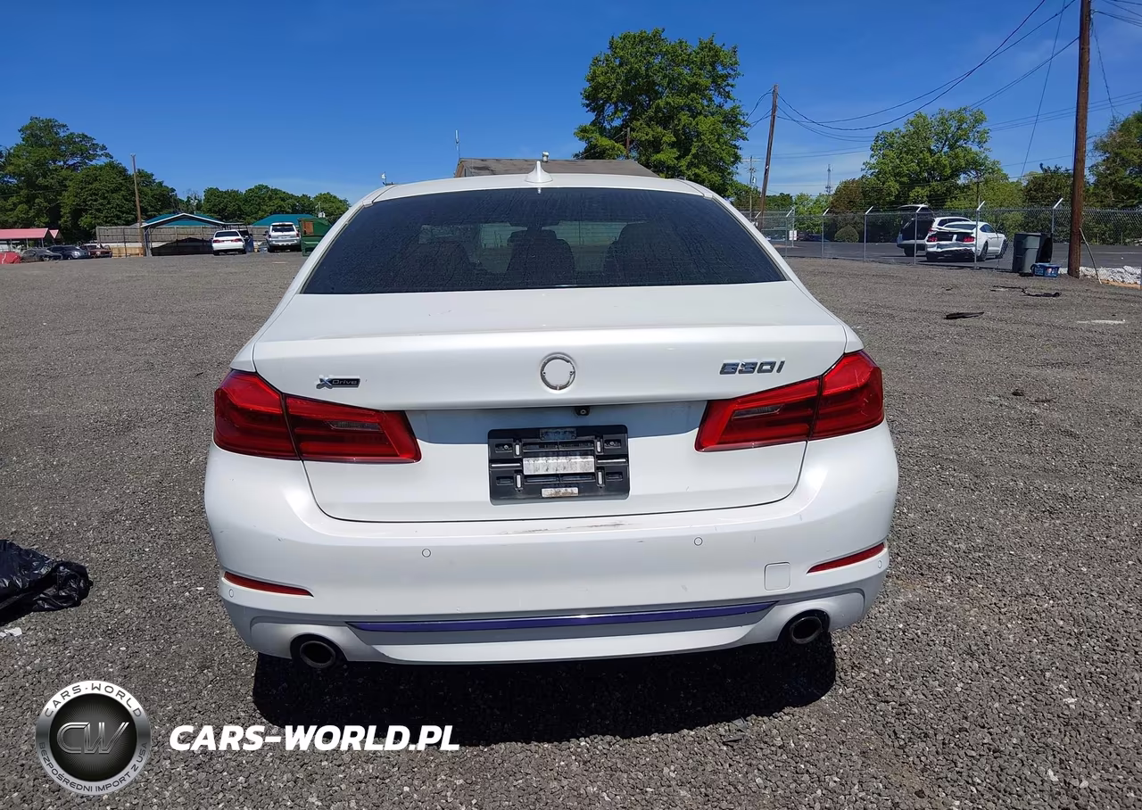 2018 BMW 530I xDrive VIN:WBAJA7C54JWC75726 - 16