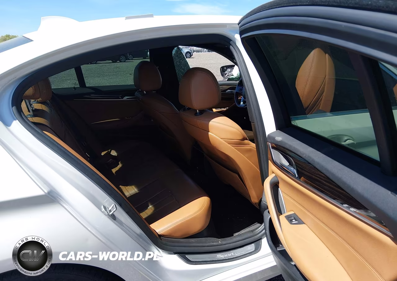 2018 BMW 530I xDrive VIN:WBAJA7C54JWC75726 - 8
