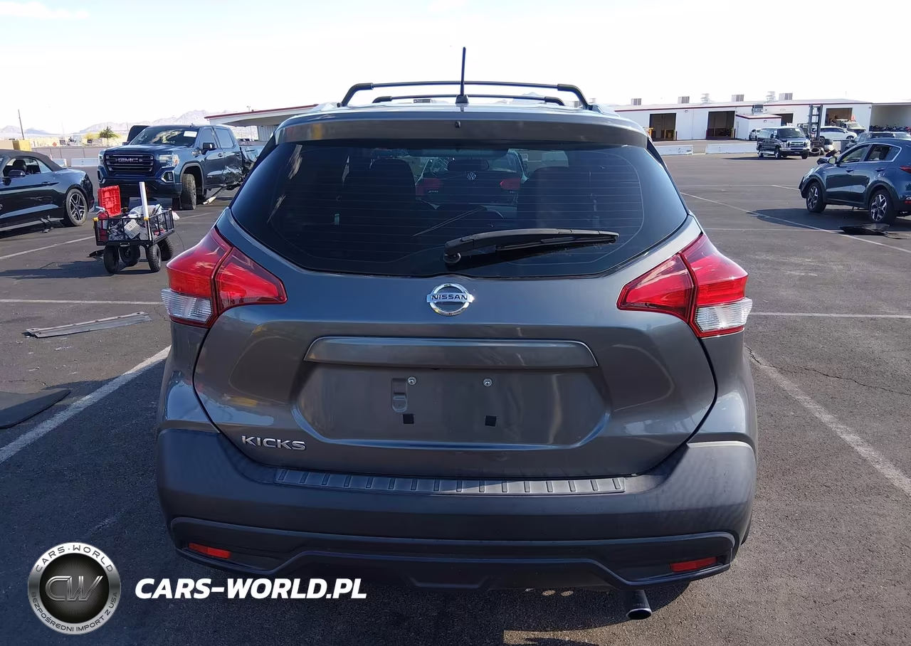 2019 Nissan Kicks S VIN:3N1CP5CU5KL542904 - 16