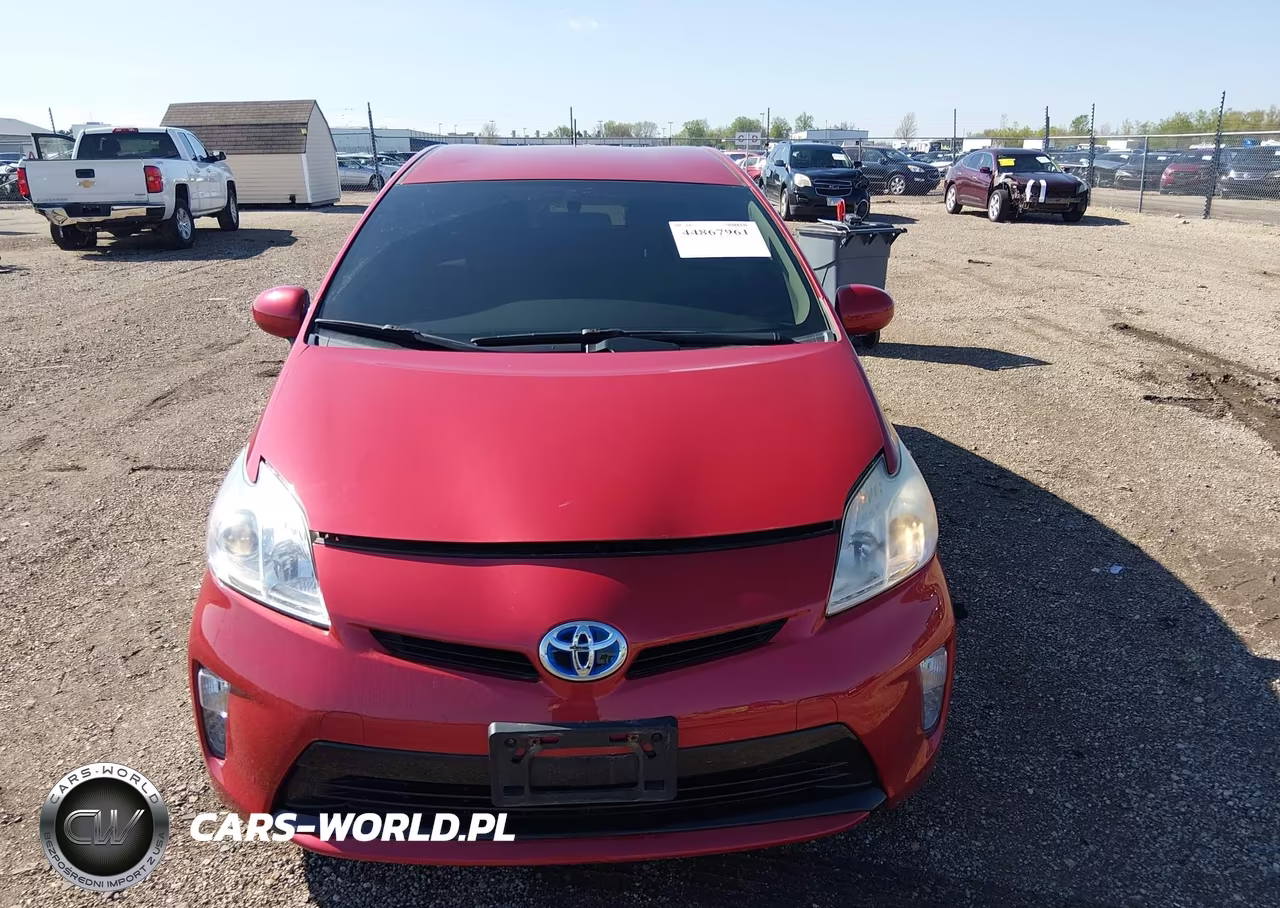 2014 Toyota Prius Two VIN:JTDKN3DUXE1768403 - 12