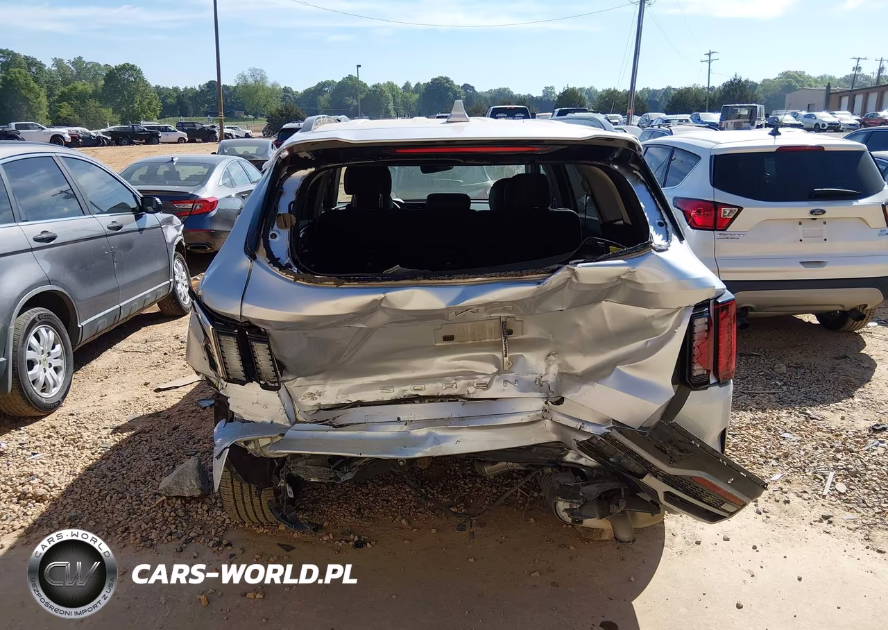 2022 Kia Sorento S VIN:5XYRL4LC0NG083961 - 17