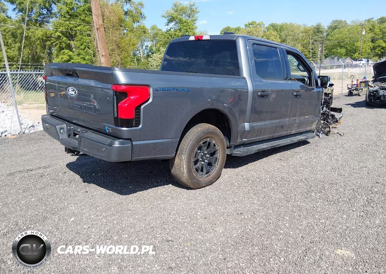 2025 Ford F-150 Lightning Xlt VIN:1FTVW3LK9SWG05797 - 4