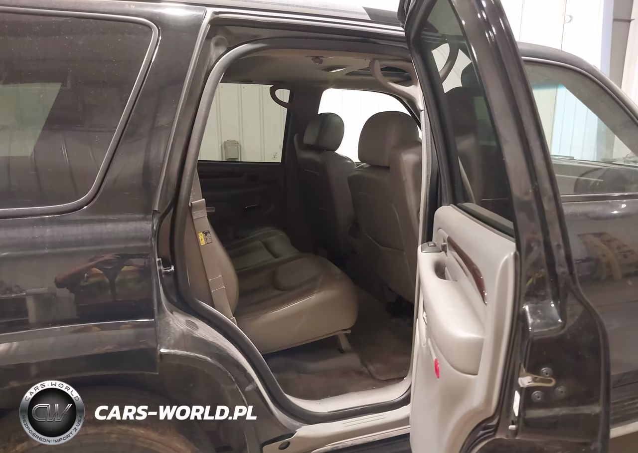 2003 Cadillac Escalade Standard VIN:1GYEK63N53R297724 - 8