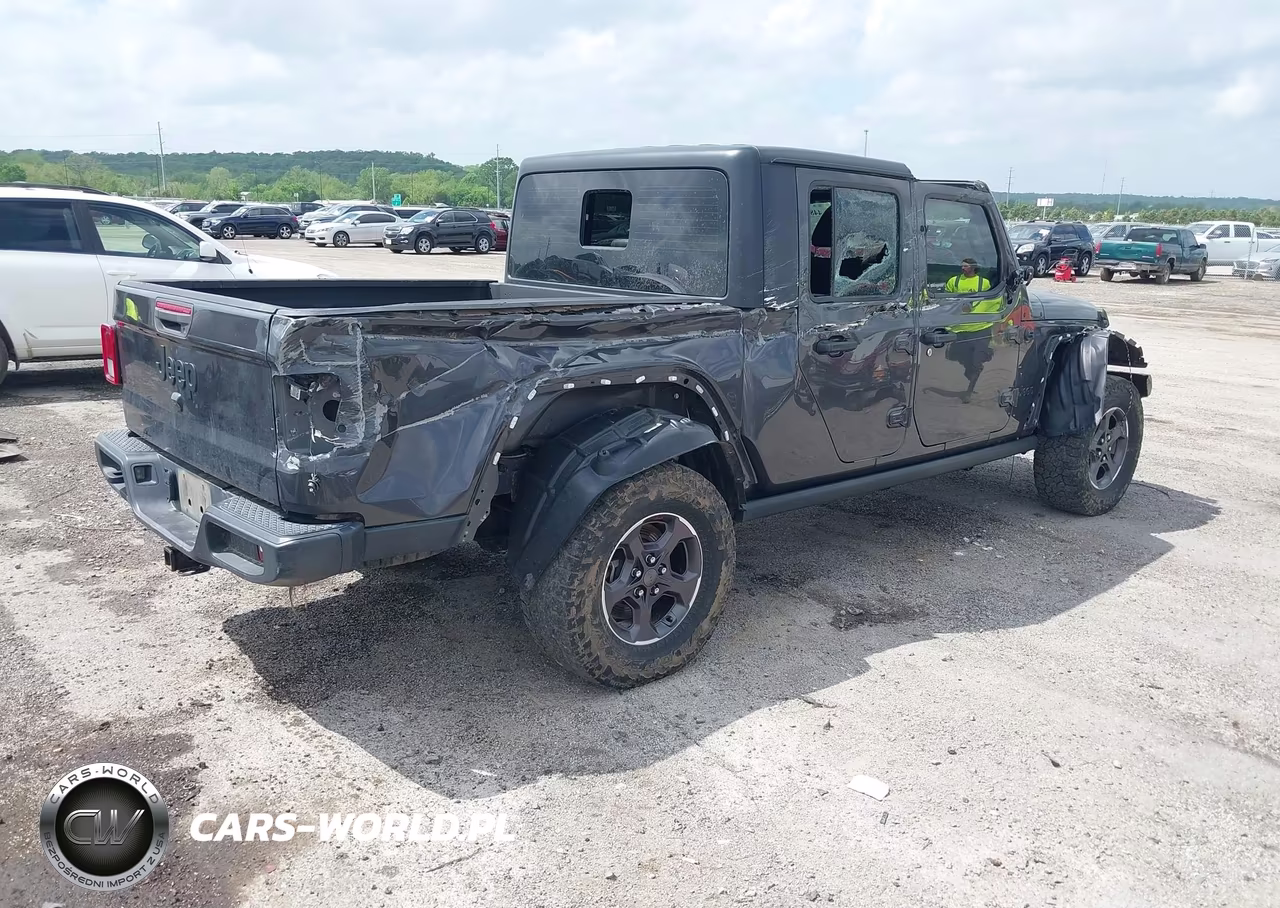 2020 Jeep Gladiator Sport 4X4 VIN:1C6JJTAG6LL201779 - 4