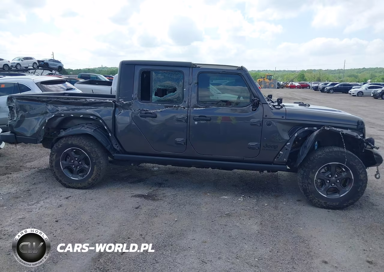 2020 Jeep Gladiator Sport 4X4 VIN:1C6JJTAG6LL201779 - 6
