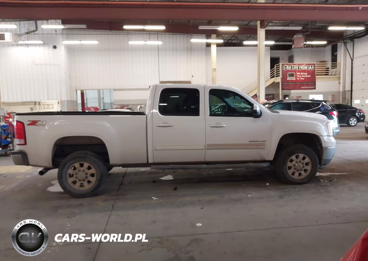 2011 GMC Sierra 2500Hd Slt VIN:1GT121CGXBF262251 - 13