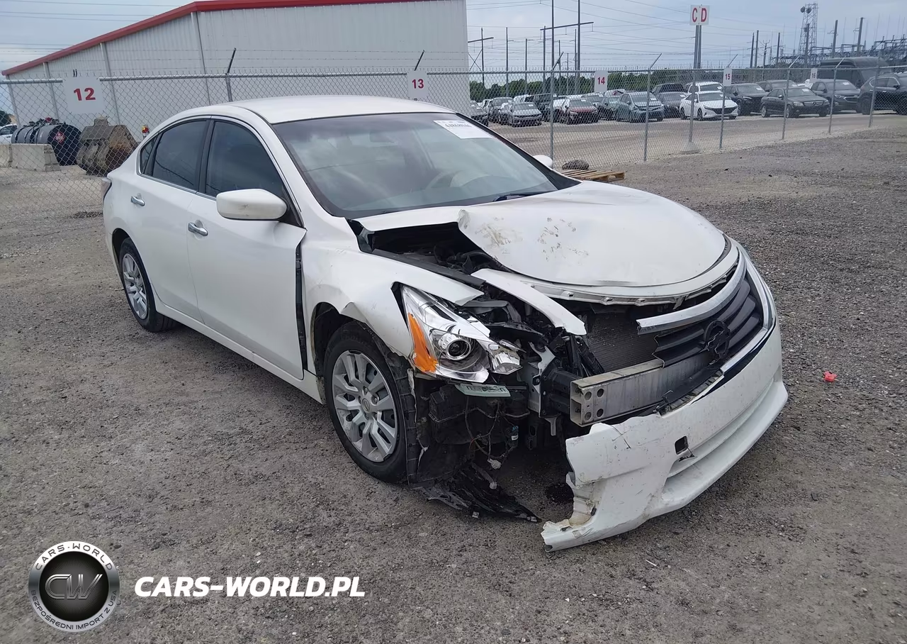 2015 Nissan Altima 2.5 S – zdjęcie 1 z 17