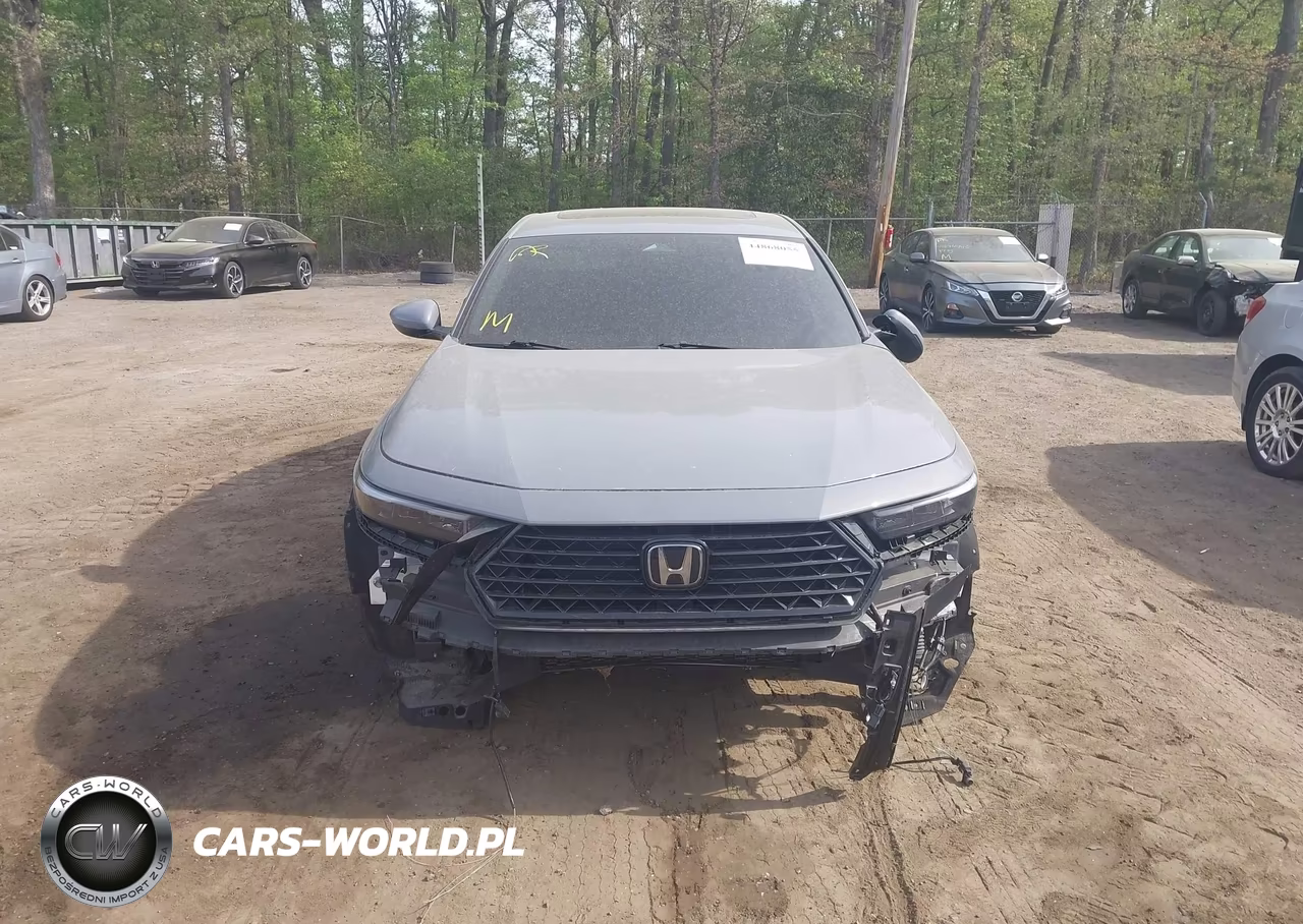 2023 Honda Accord Hybrid Touring VIN:1HGCY2F80PA066004 - 11