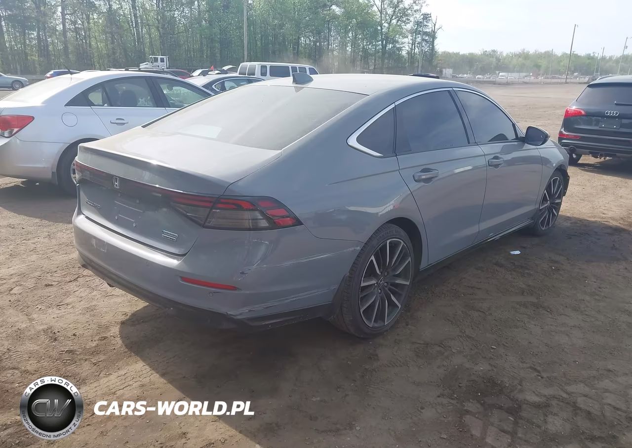 2023 Honda Accord Hybrid Touring VIN:1HGCY2F80PA066004 - 4