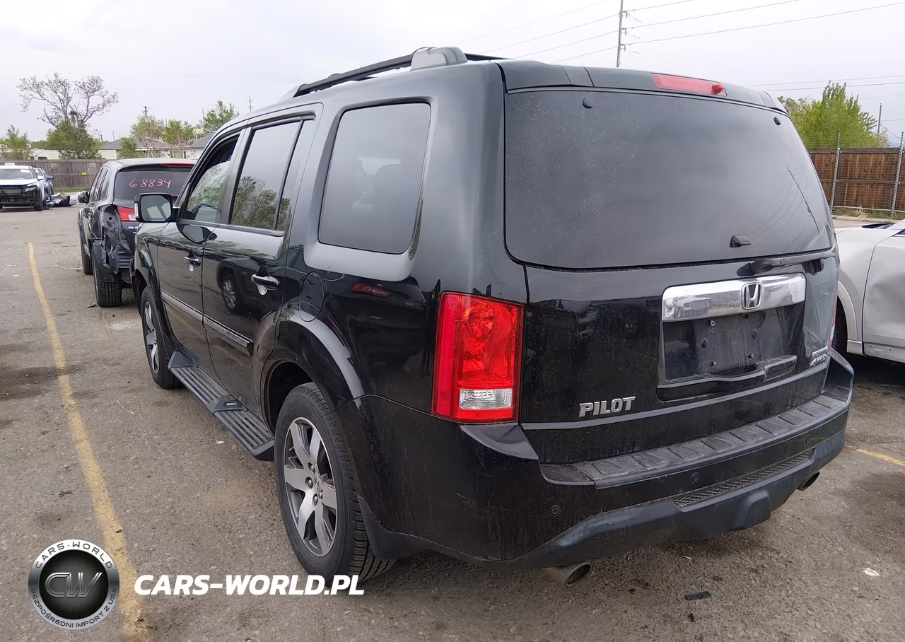 2012 Honda Pilot Touring VIN:5FNYF4H92CB055941 - 3