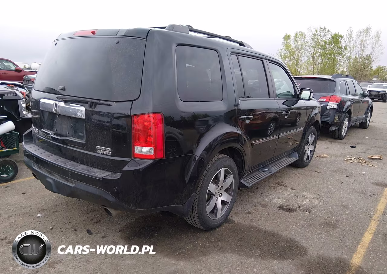 2012 Honda Pilot Touring VIN:5FNYF4H92CB055941 - 4