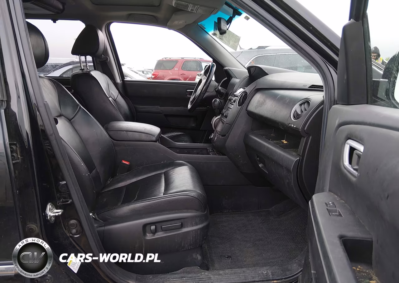 2012 Honda Pilot Touring VIN:5FNYF4H92CB055941 - 5