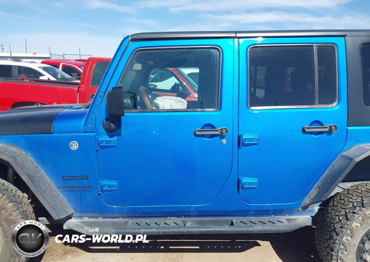 2016 Jeep Wrangler Unlimited Sport VIN:1C4BJWDG1GL251179 - 13