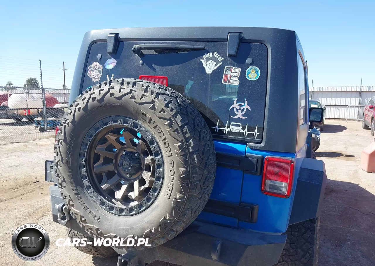 2016 Jeep Wrangler Unlimited Sport VIN:1C4BJWDG1GL251179 - 15