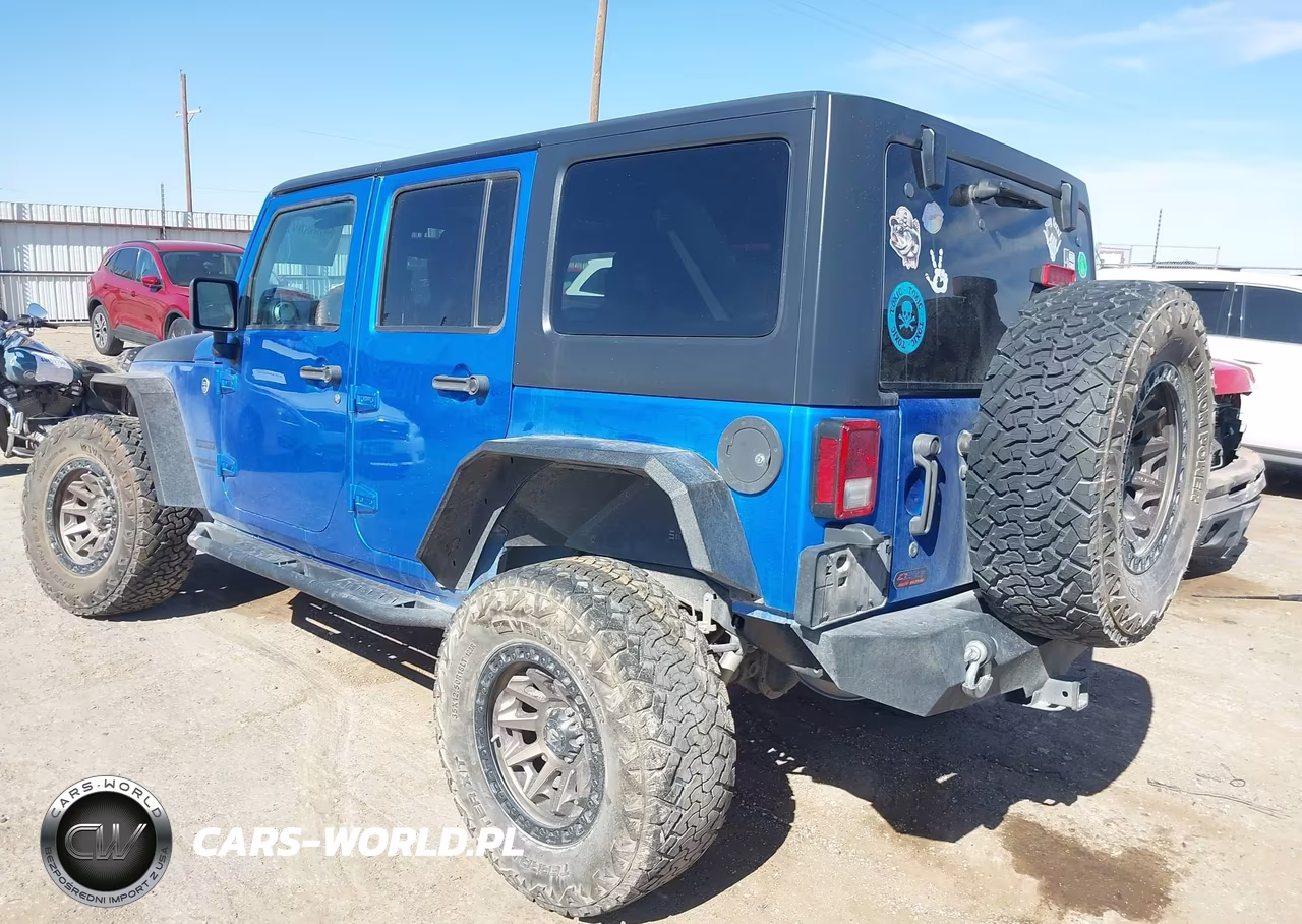 2016 Jeep Wrangler Unlimited Sport VIN:1C4BJWDG1GL251179 - 3