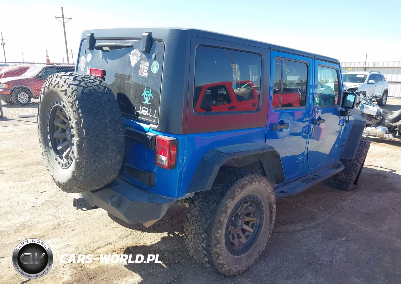 2016 Jeep Wrangler Unlimited Sport VIN:1C4BJWDG1GL251179 - 4