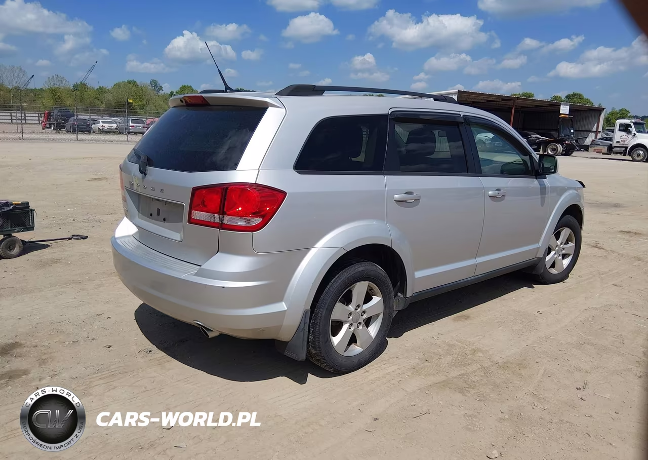 2011 Dodge Journey Mainstreet VIN:3D4PG1FG8BT506186 - 4
