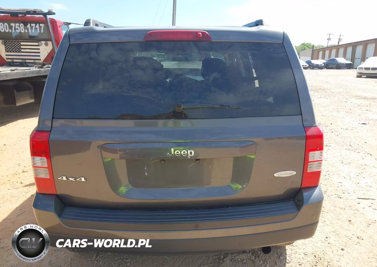 2015 Jeep Patriot Latitude VIN:1C4NJRFB0FD257421 - 16