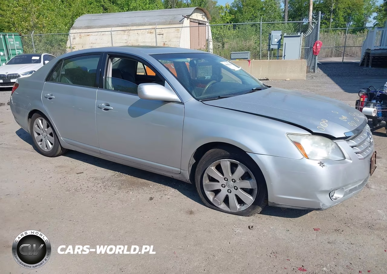 2005 Toyota Avalon Xls