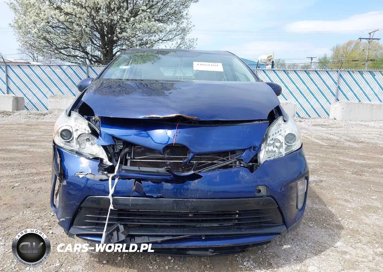 2012 Toyota Prius Two VIN:JTDKN3DUXC1548434 - 12