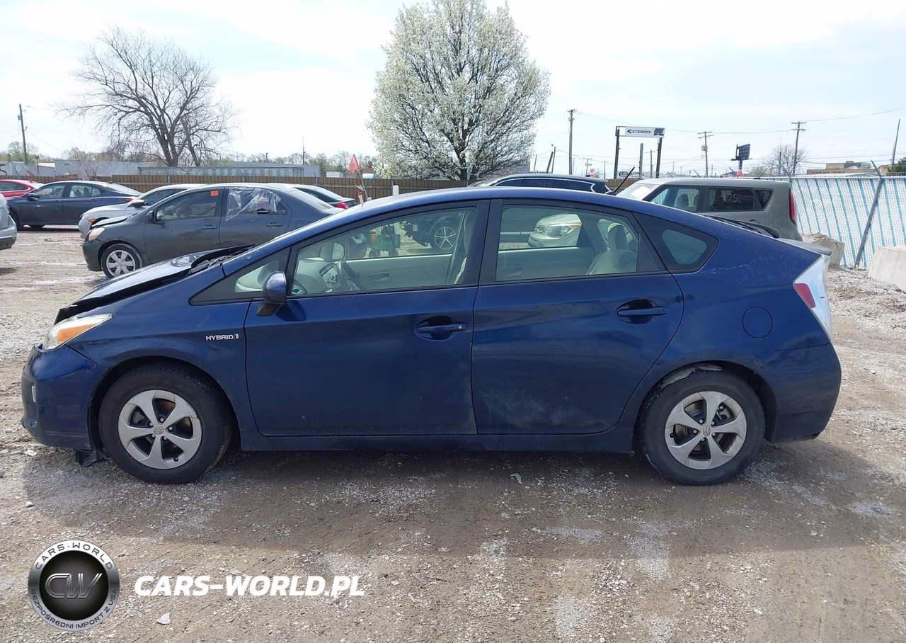 2012 Toyota Prius Two VIN:JTDKN3DUXC1548434 - 14