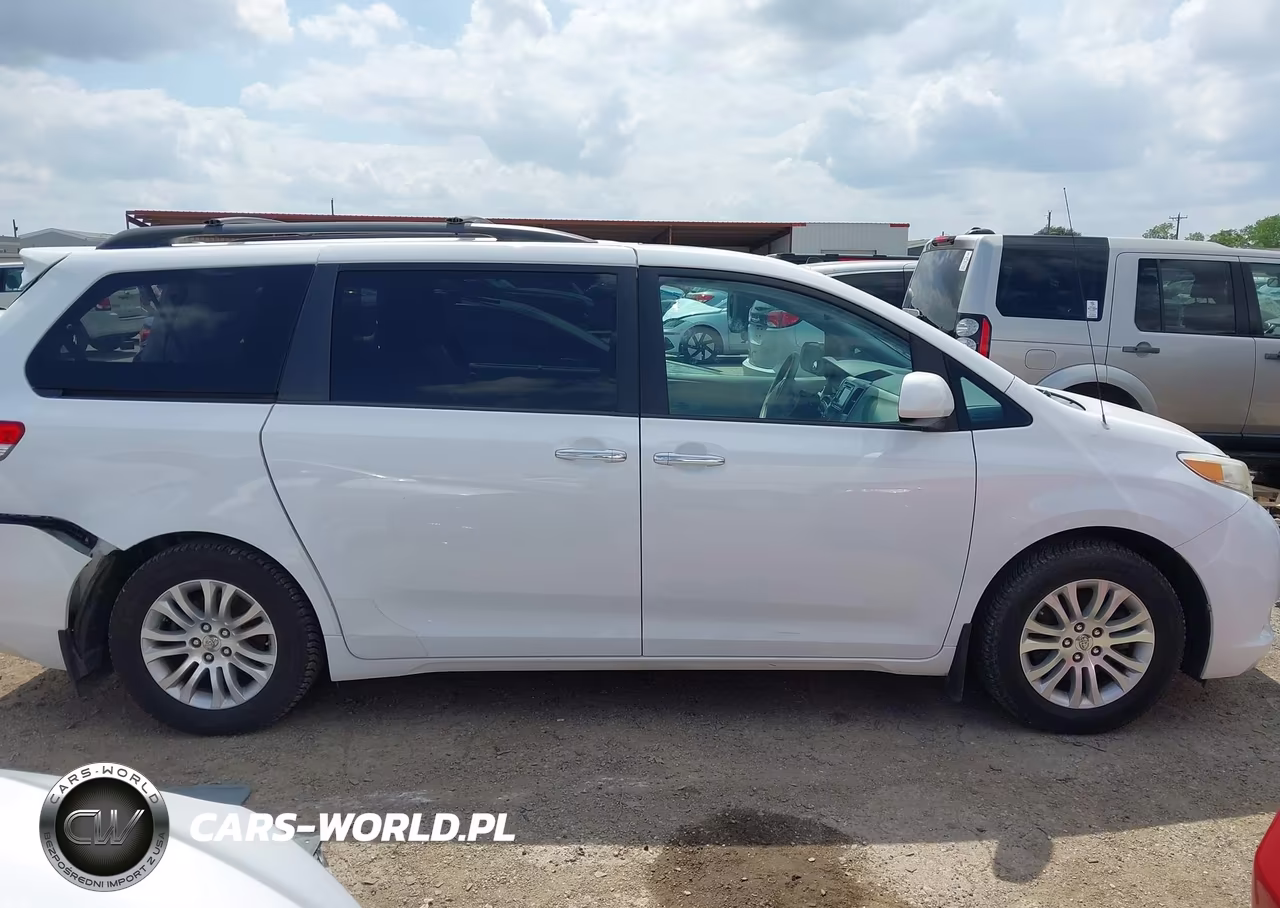 2014 Toyota Sienna Xle V6 8 Passenger VIN:5TDYK3DC5ES507435 - 13