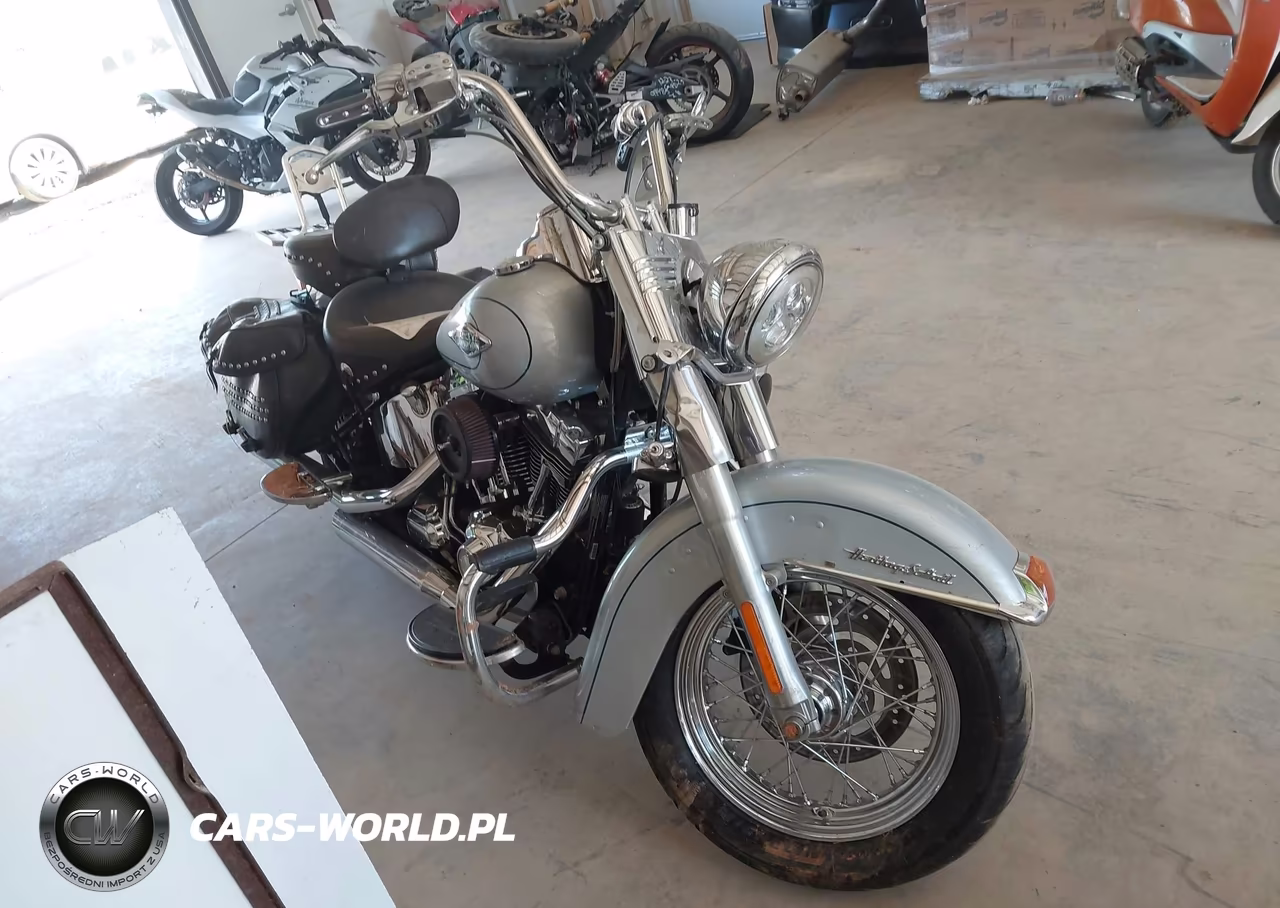 2011 Harley-Davidson Flstc