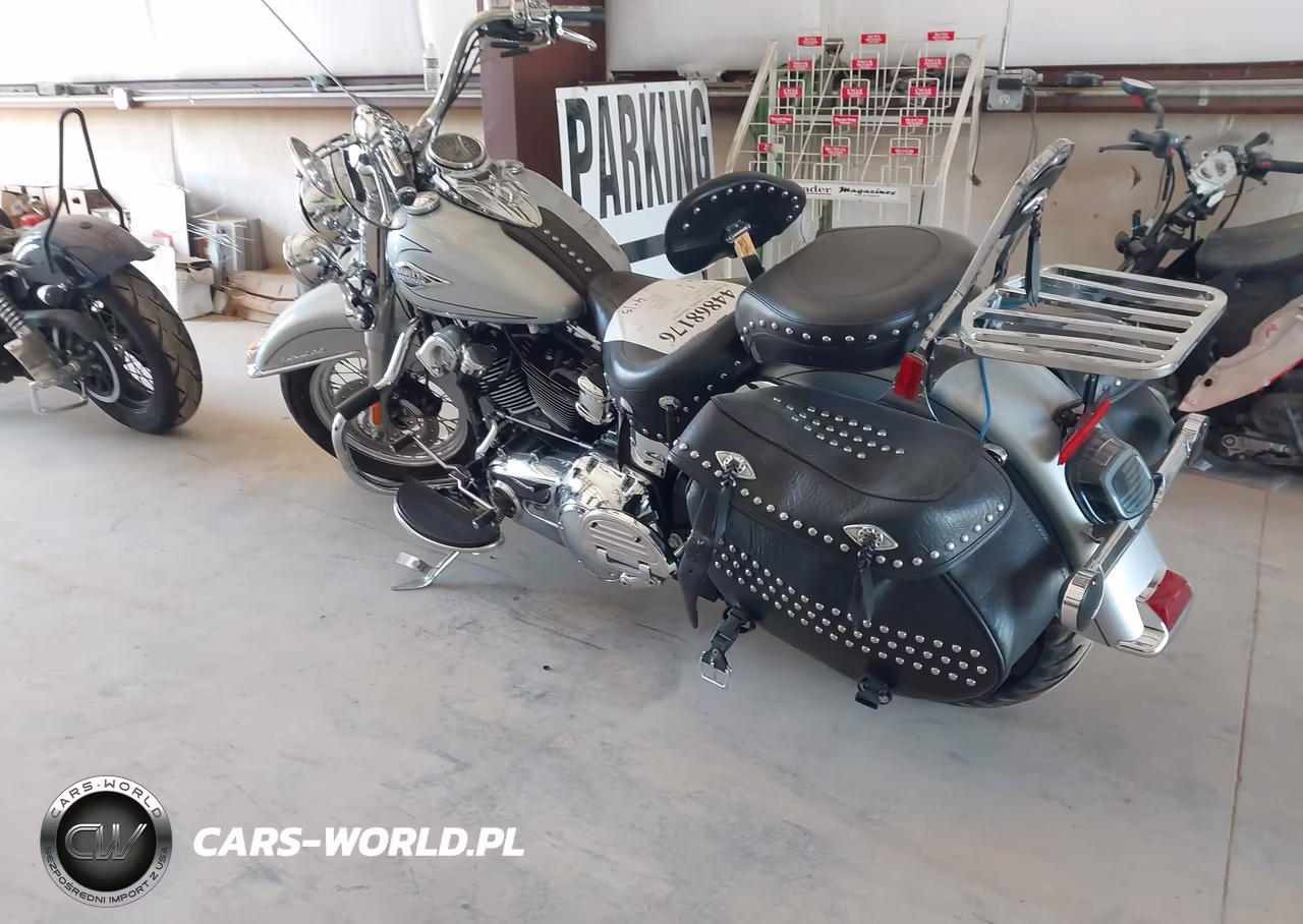 2011 Harley-Davidson Flstc VIN:1HD1BW510BB041303 - 3