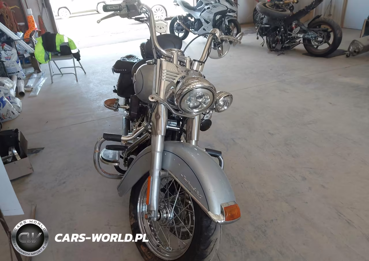 2011 Harley-Davidson Flstc VIN:1HD1BW510BB041303 - 5