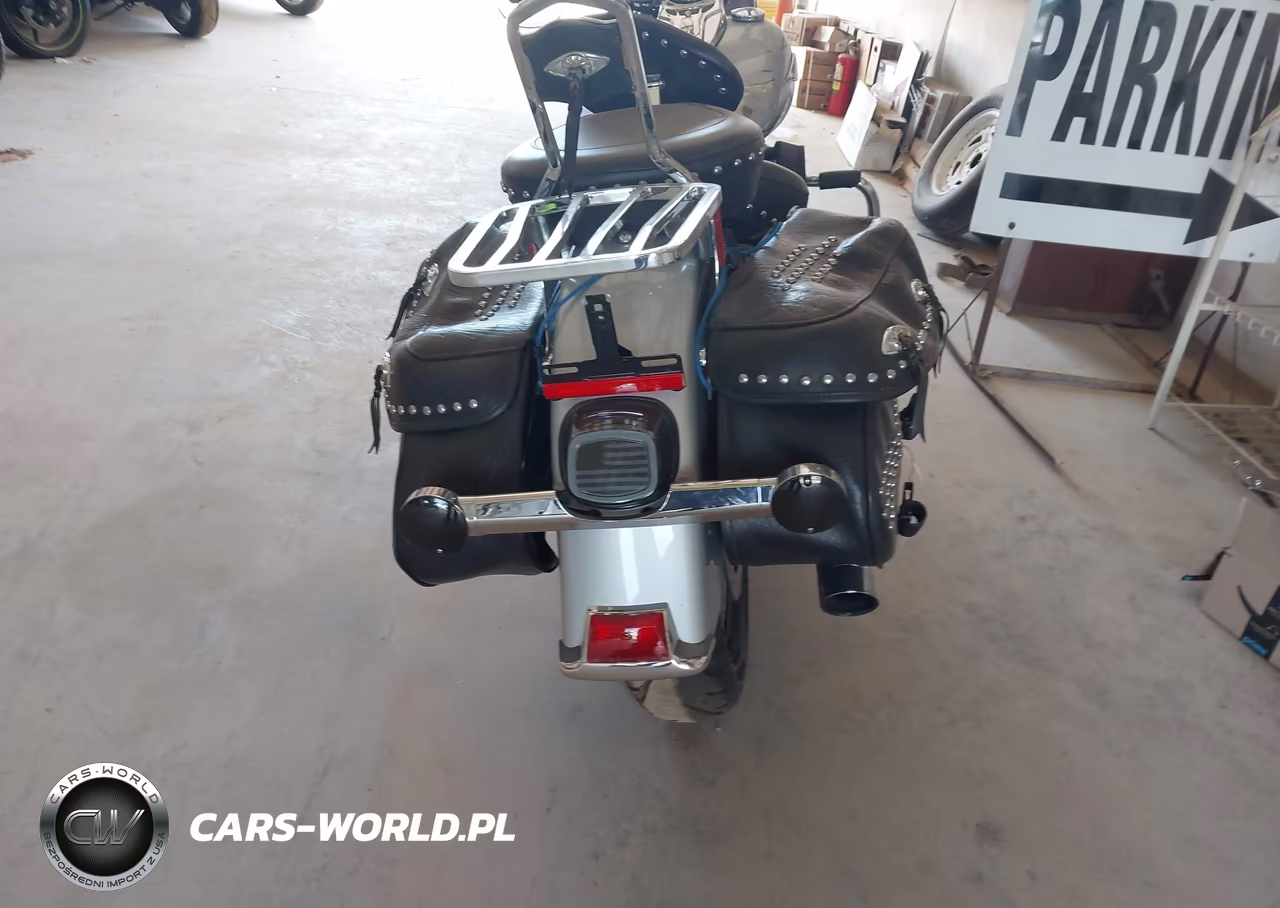 2011 Harley-Davidson Flstc VIN:1HD1BW510BB041303 - 6