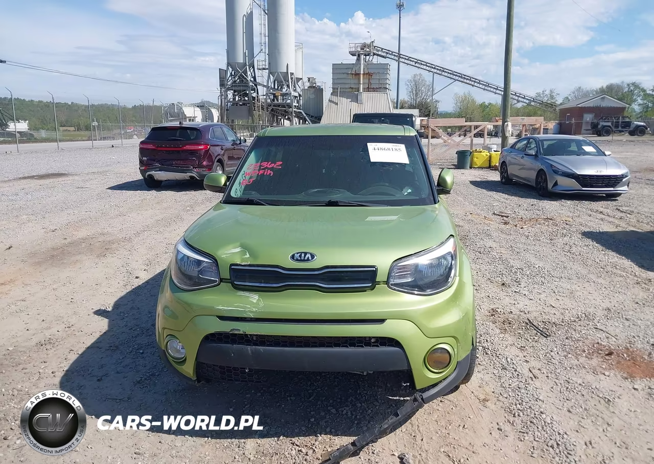 2018 Kia Soul + VIN:KNDJP3A58J7900858 - 12