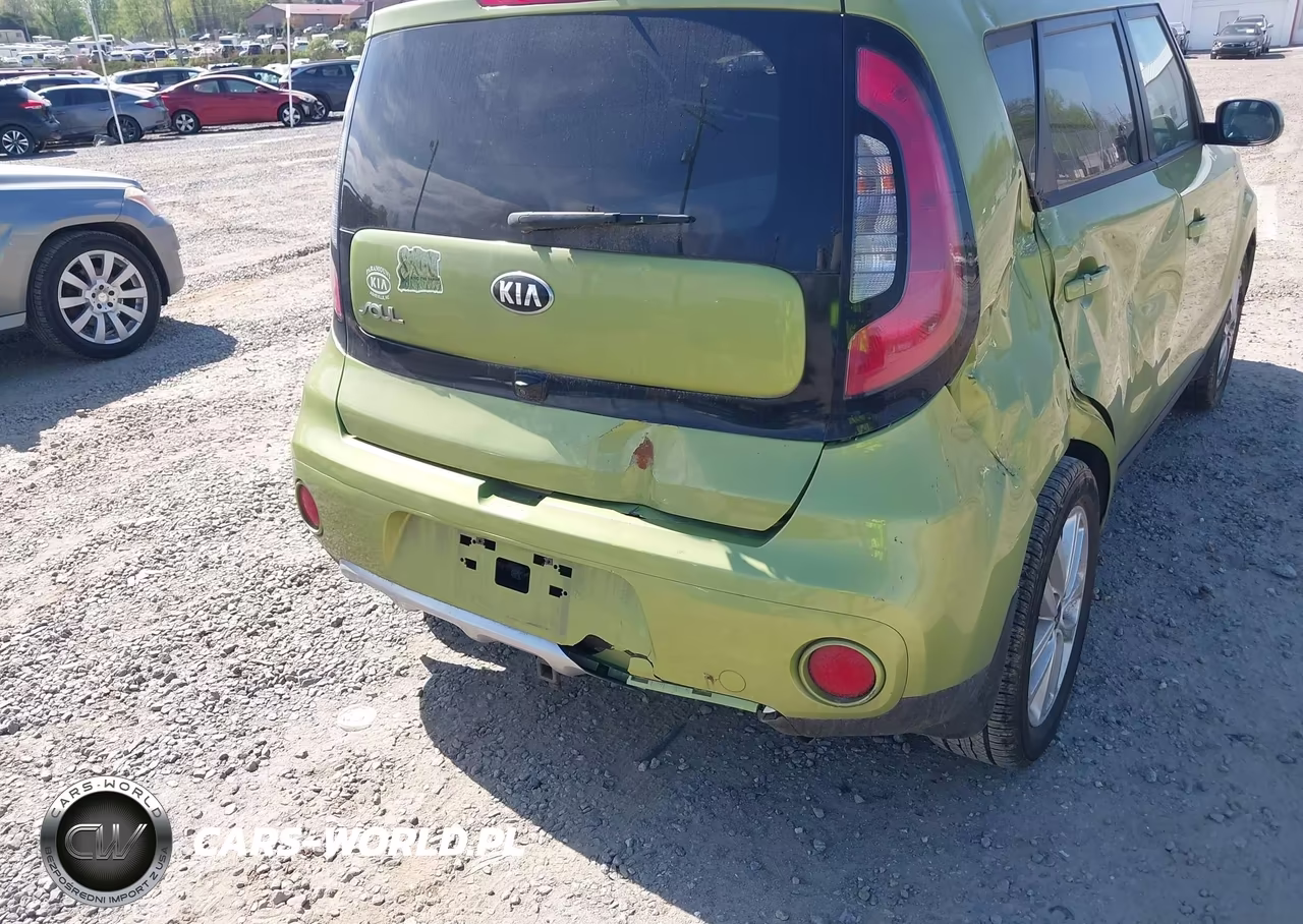 2018 Kia Soul + VIN:KNDJP3A58J7900858 - 6