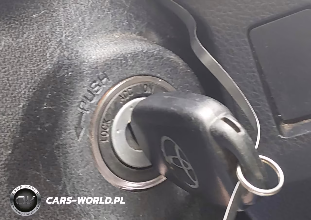 2015 Toyota Rav4 Xle VIN:JTMRFREVXFD112661 - 11