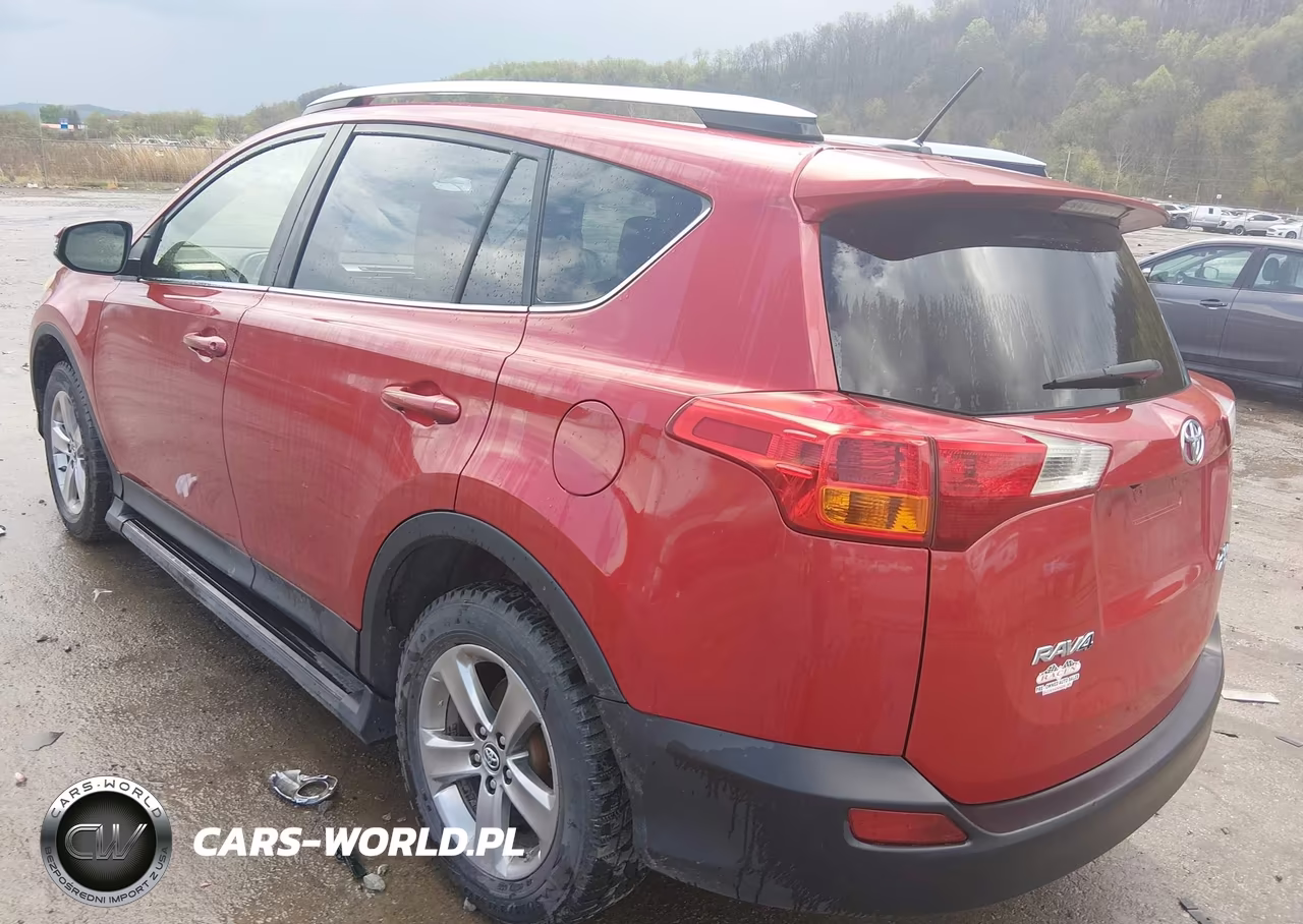 2015 Toyota Rav4 Xle VIN:JTMRFREVXFD112661 - 3