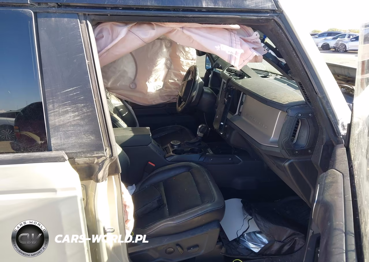 2025 Ford Bronco Outer Banks VIN:1FMDE8BHXSLA90937 - 5