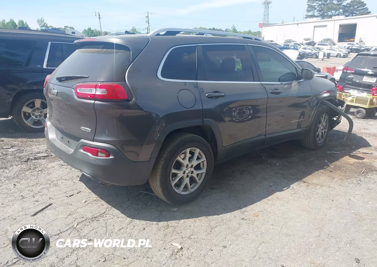 2014 Jeep Cherokee Latitude VIN:1C4PJMCS1EW221031 - 4
