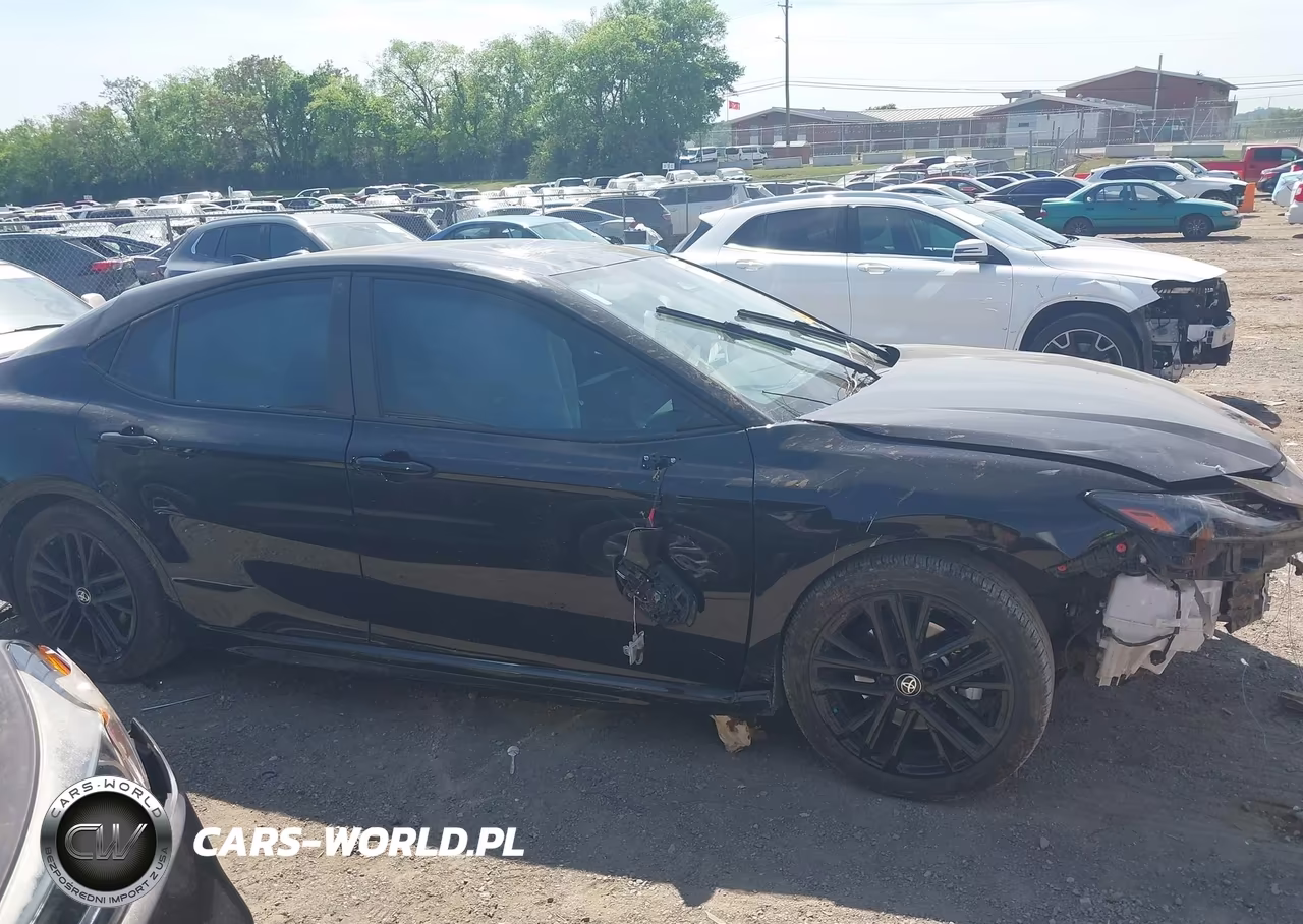2025 Toyota Camry Se VIN:4T1DAACK5SU154602 - 13