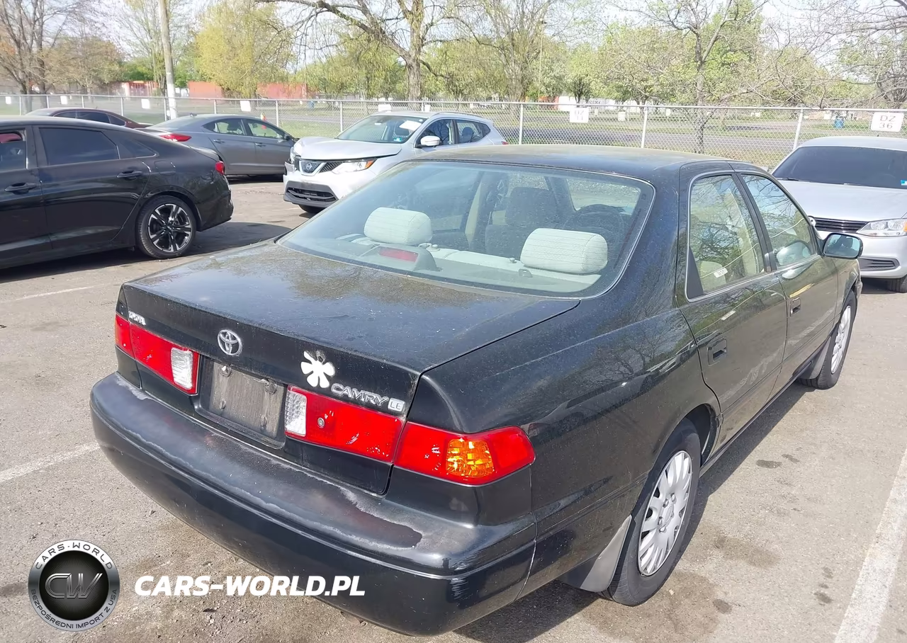 2000 Toyota Camry Le VIN:JT2BG22K8Y0465726 - 4